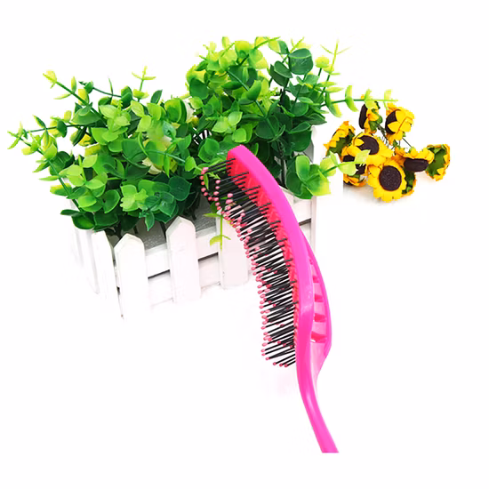 제조소 전문 빠른 건조 디탱글러 부드러운 나일론 핀이 있는 빠른 젖은 브러시는 젖은 머리카락을 빠르게 만드는 데 도움이 됩니다